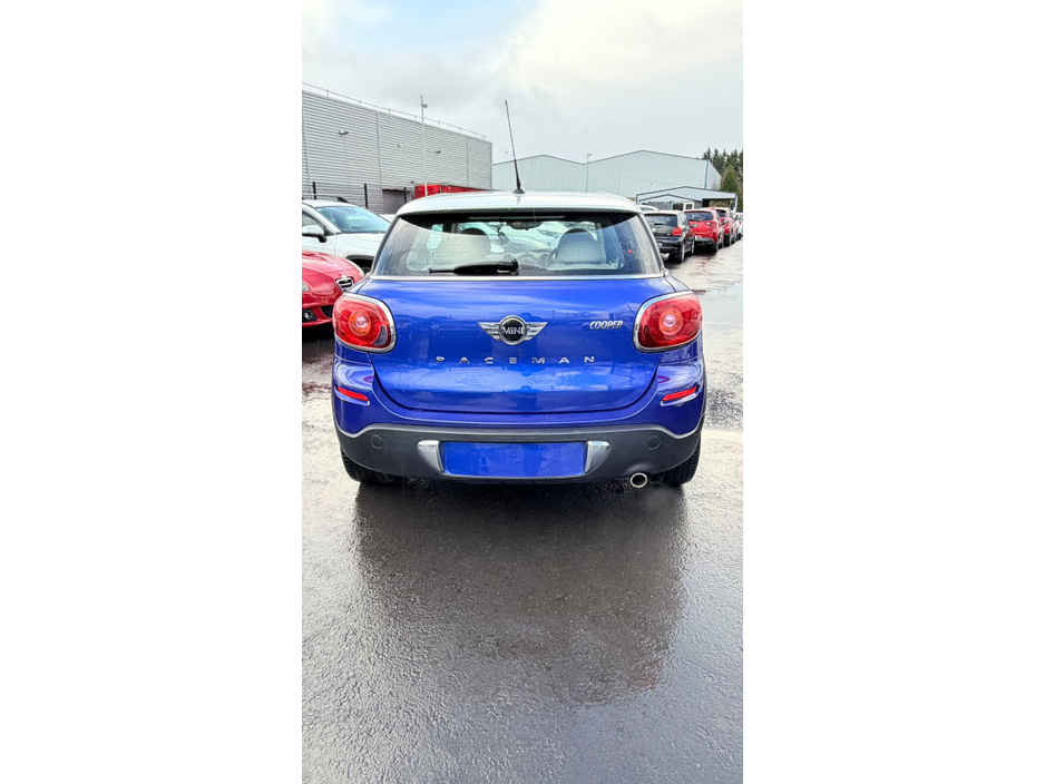 2013 MINI Hatch Cooper €8,999