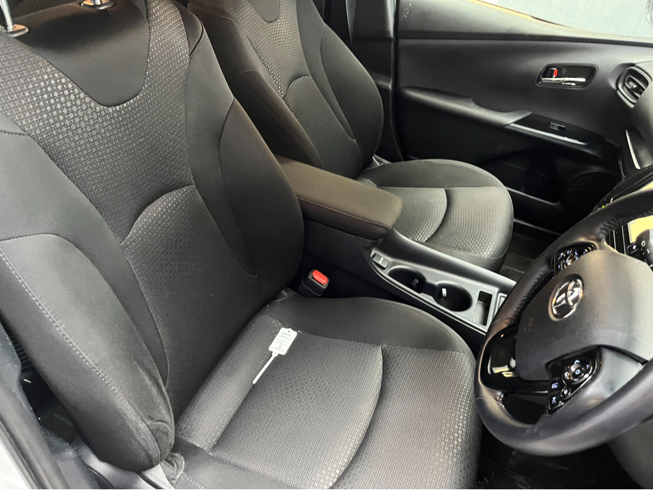 2021 Toyota Prius €20950 2021 TOYOTA PRIUS 1.8 AUTOMATIC / CRUISE CONTROL / 360° PARKING CAMERA AND MORE €20,950