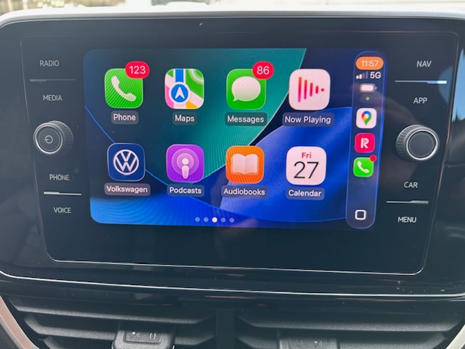 2020 Volkswagen T-Cross - image 8