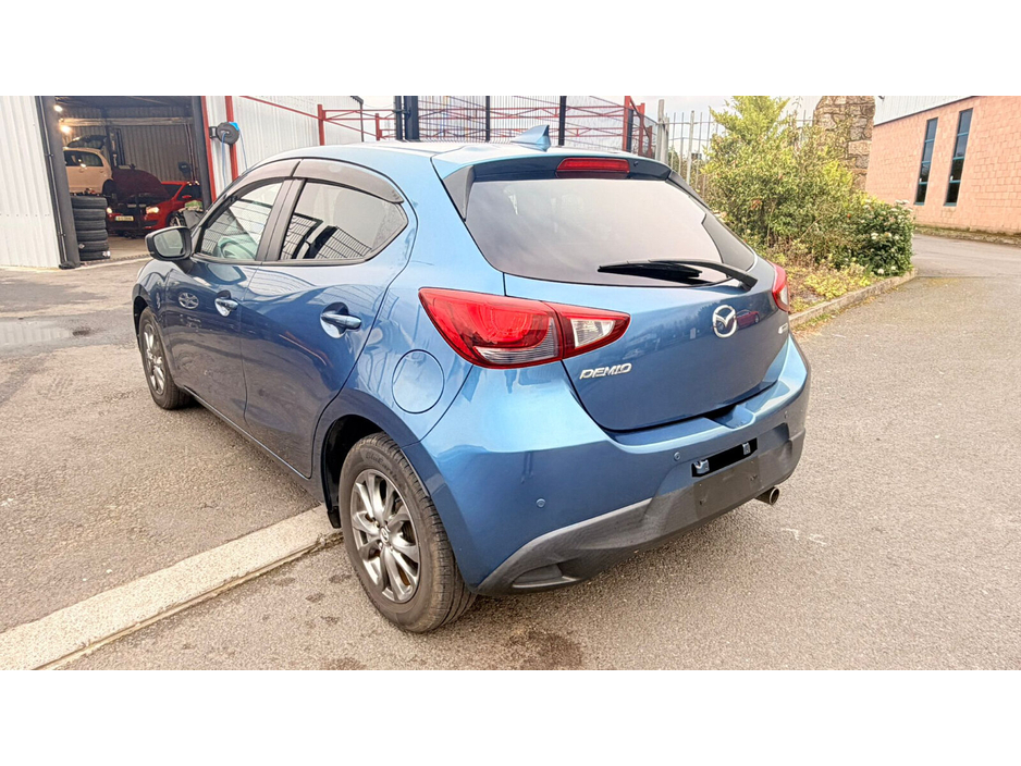 2019 Mazda Demio - image 6