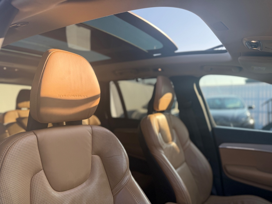 2016 Volvo XC90 - image 11