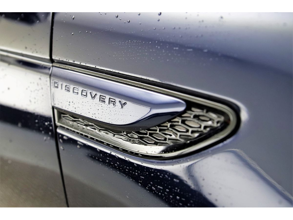 2020 Land Rover Discovery Sport - image 29