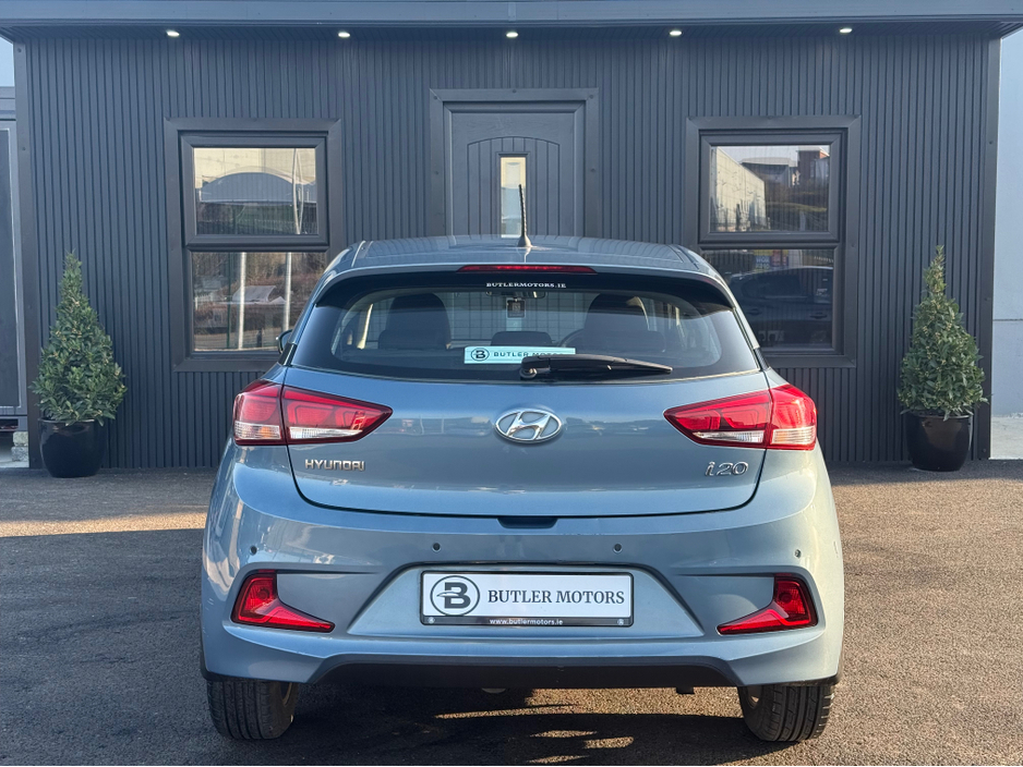 2016 Hyundai i20 - image 21