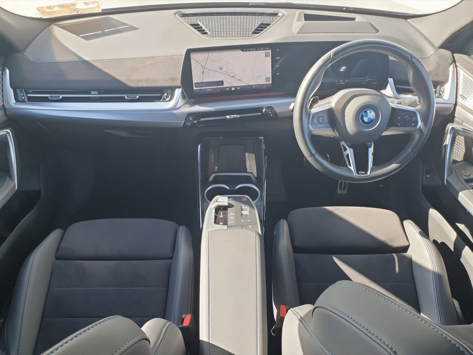 2024 BMW iX2 - image 4