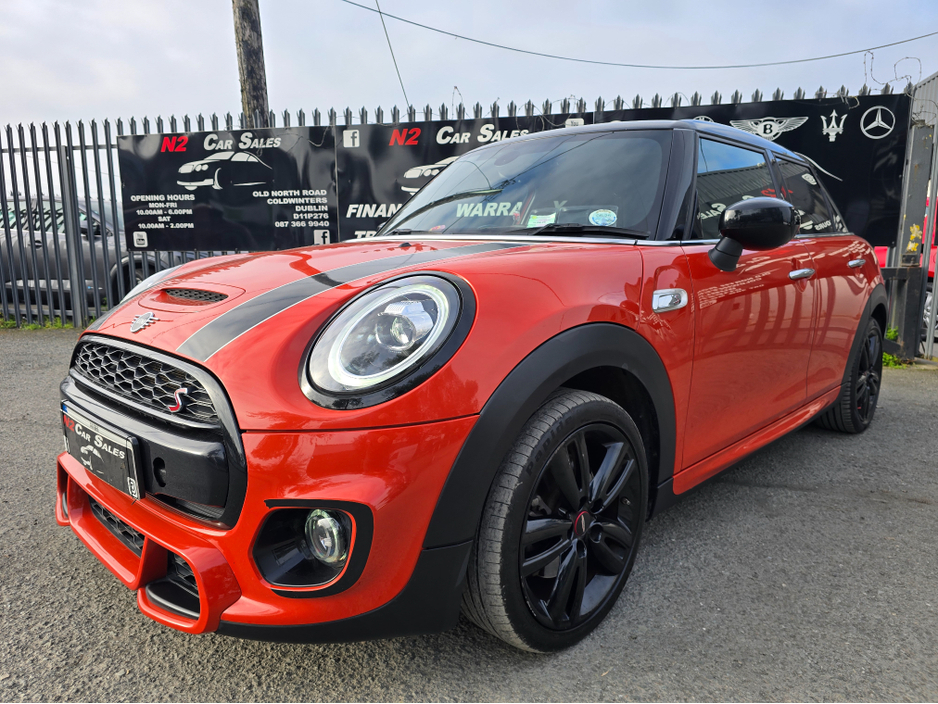 2020 MINI Cooper S - image 4