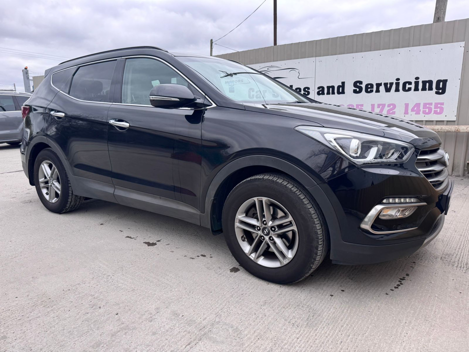 2016 Hyundai Santa Fe - image 10