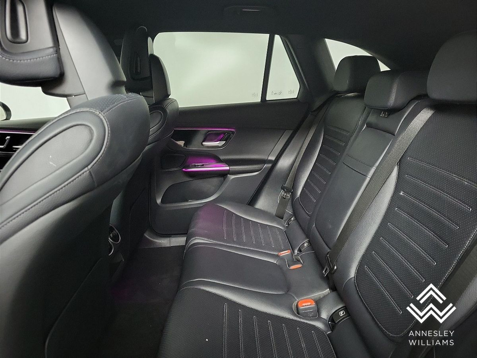 2024 Mercedes-Benz GLC Class - image 15
