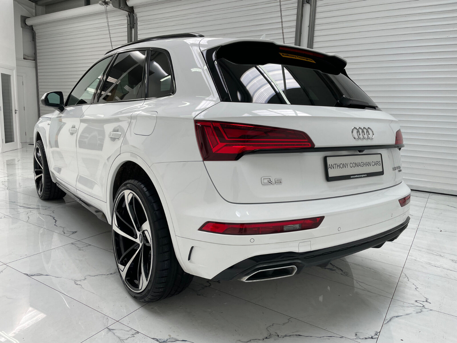2023 Audi Q5 - image 5