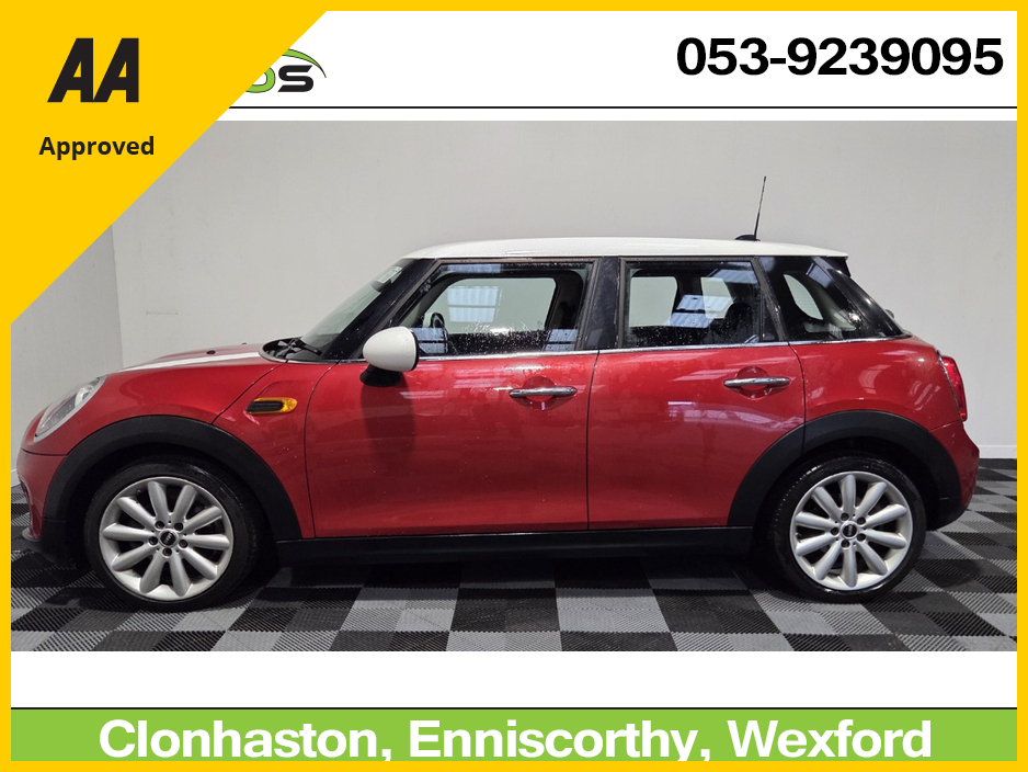 2017 MINI Hatch - image 3