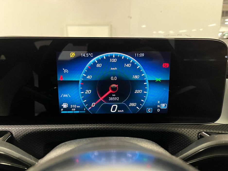 2022 Mercedes-Benz CLA Class - image 9