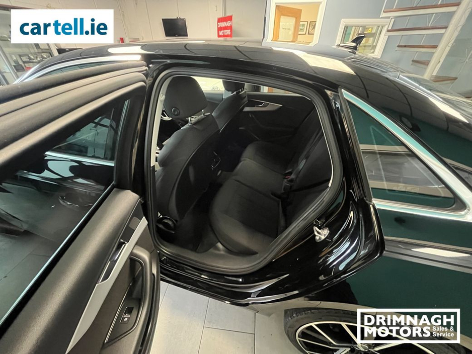 2017 Audi A4 - image 7