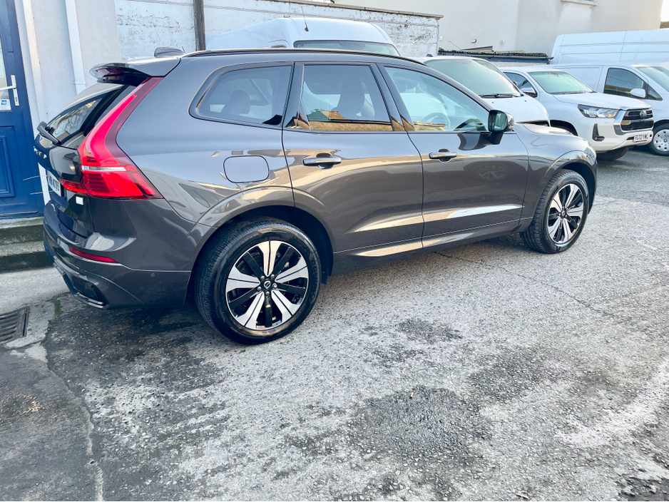 2023 Volvo XC60 - image 16
