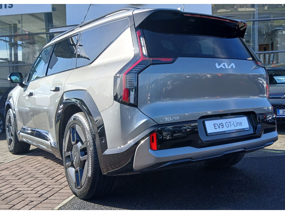 2026 Kia EV9 - image 6