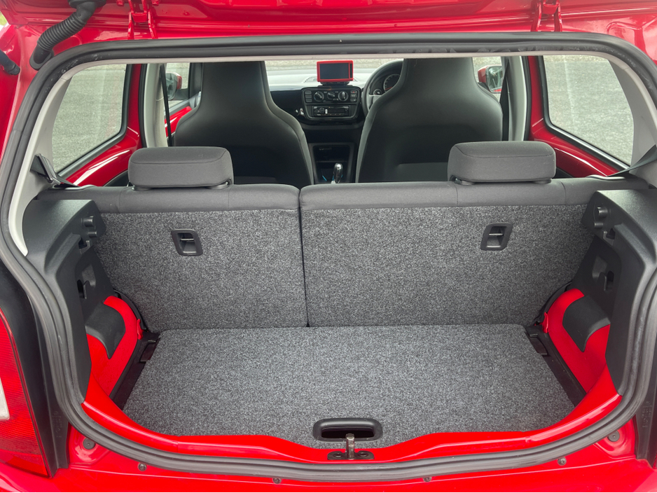 2014 Volkswagen up! - image 9