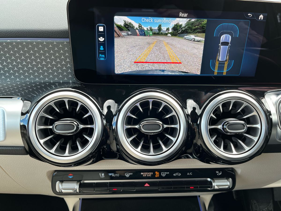 2025 Mercedes-Benz GLB 200 Progressive Plus 7 Seater SUV *Saving €12,779 from New* €58,950