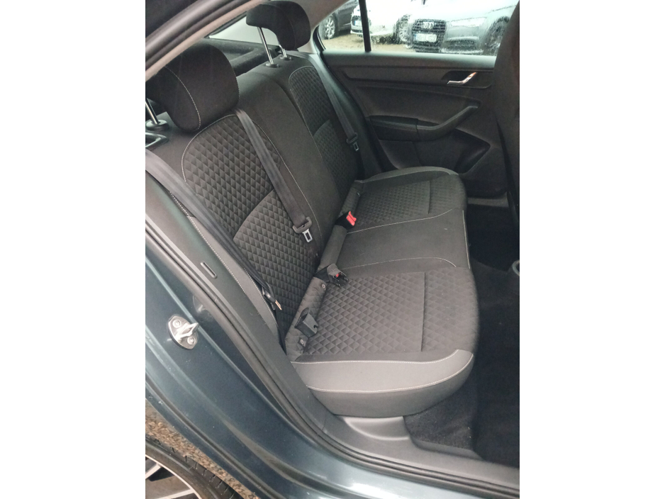 2017 Skoda Rapid 1.2TSI 110HP SPORT €8,995