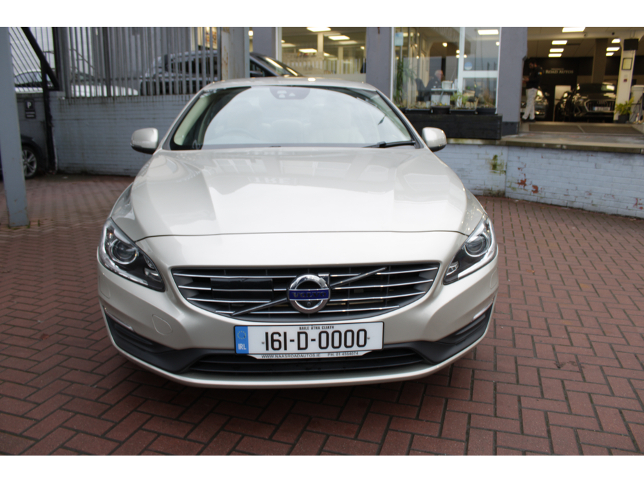 2016 Volvo S60 2.0D4 SE LUXURY EDITION 4DR SALOON AUTOMATIC // STUNNIN CAR WITH ONLY 61.000 KMS // BUY WITH CONFIDENCE AA AND SIMI APPROVED DEALER 2026 // FINANCE ARRANGED // TRADE INS WELCOME // €17,950