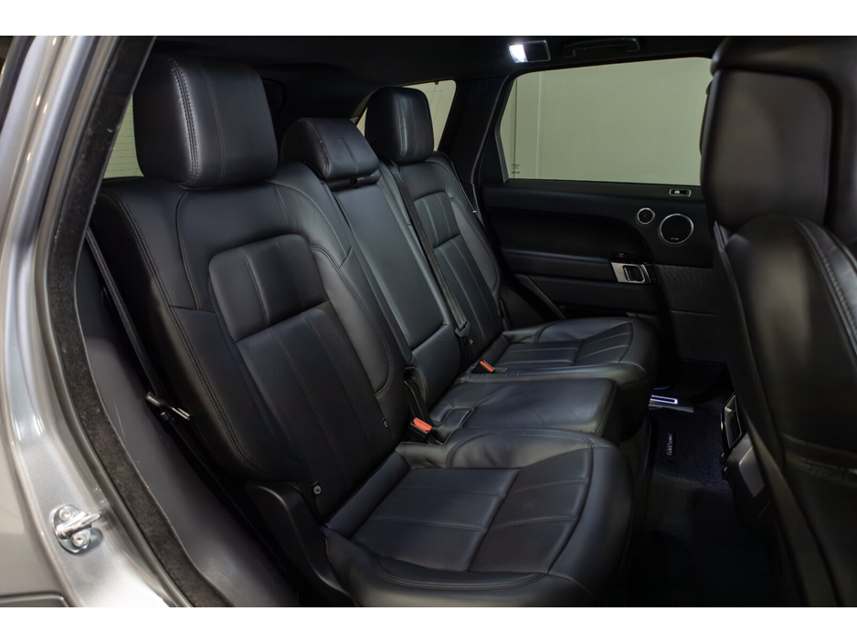 2020 Land Rover Range Rover Sport - image 11