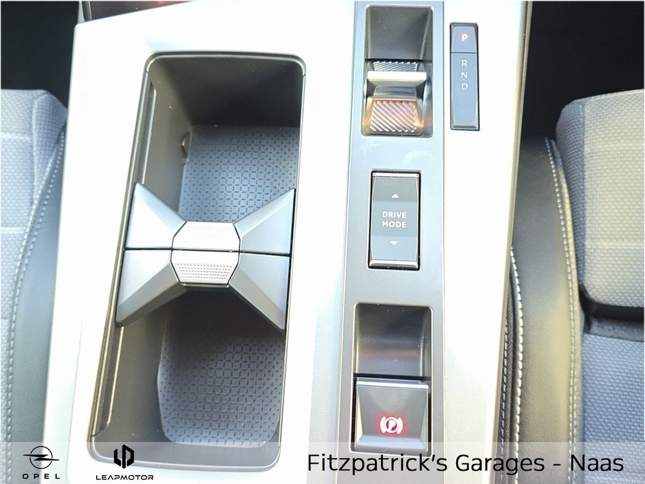 2025 Opel Grandland GS 73 kWh BEV Demo with 3.9% Finance Available & Price Includes €1,000 Scrappage Allowance €38,950