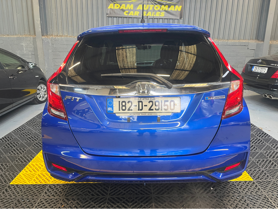 2018 Honda Fit - image 3