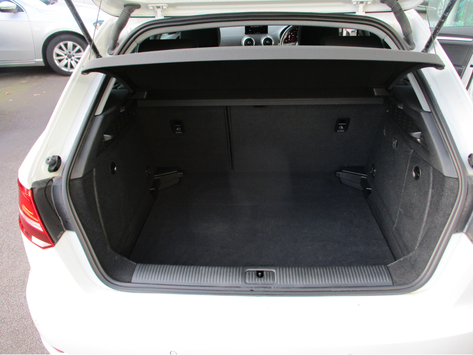 2018 Audi A3 - image 14