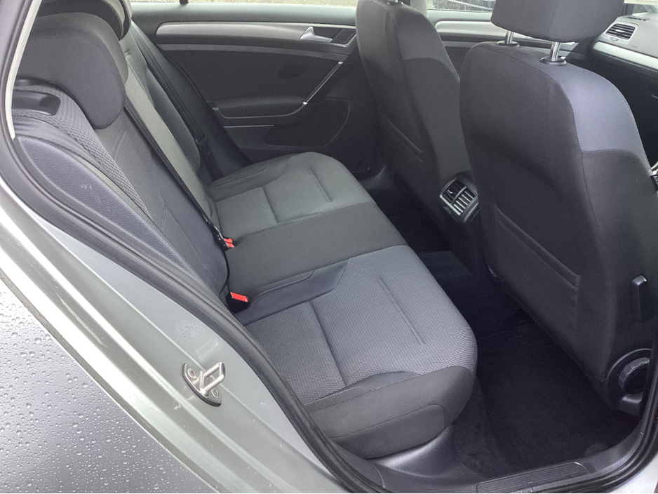 2014 Volkswagen Golf ** F.S.H €8,750