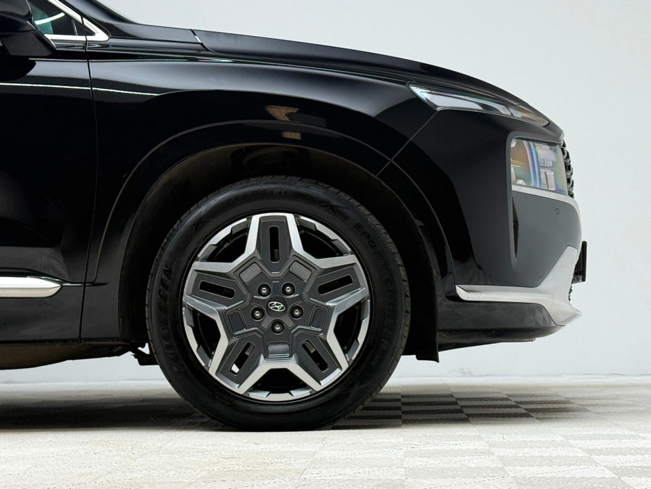 2022 Hyundai Santa Fe 1.6 PHEV *7 SEATER* €39,990