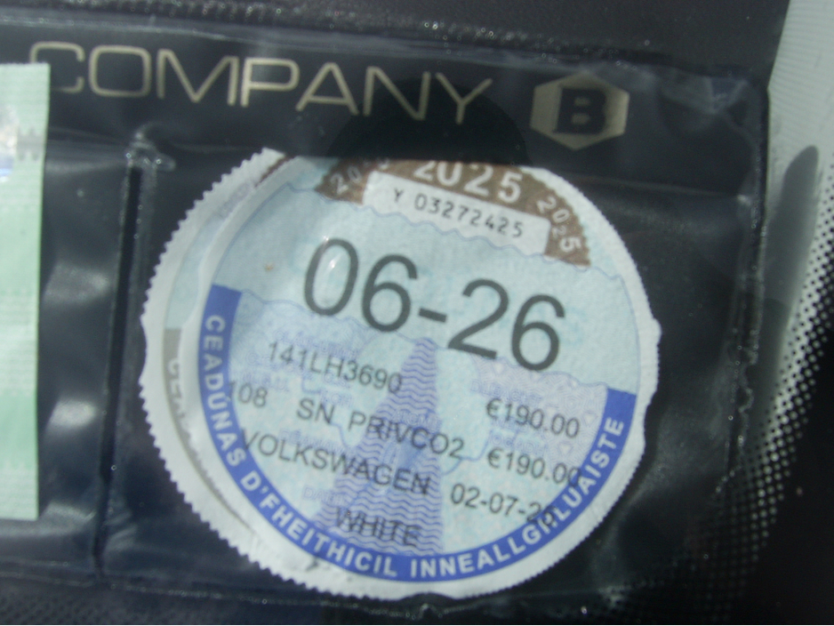 2014 Volkswagen Polo - image 4