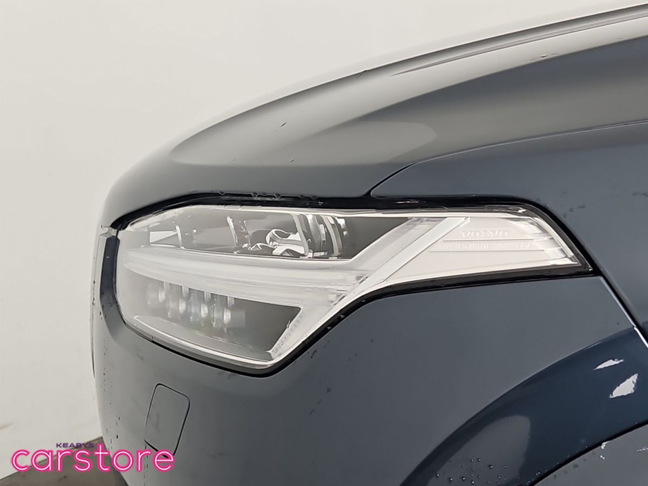 2023 Volvo XC90 - image 16