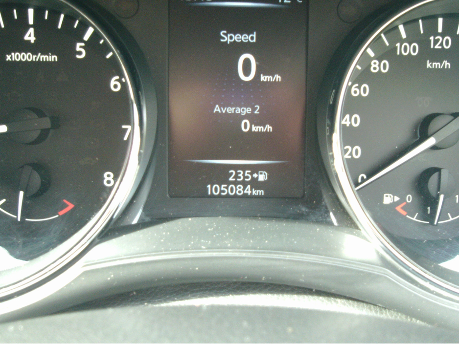 2015 Nissan Pulsar - image 3