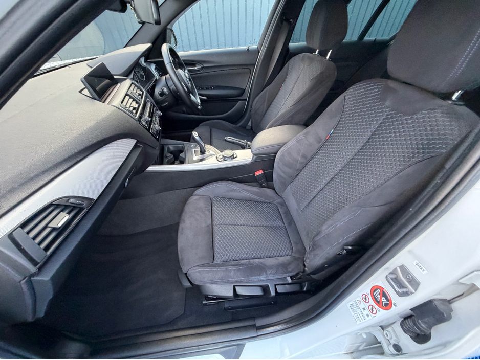 2016 BMW 1 Series - image 40