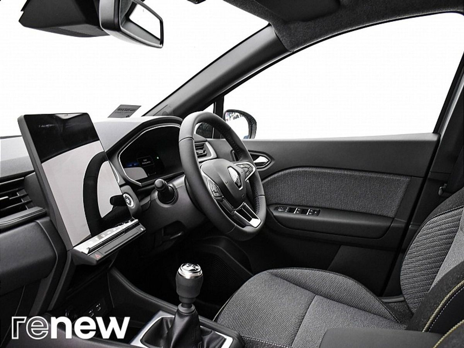 2026 Renault Captur - image 5