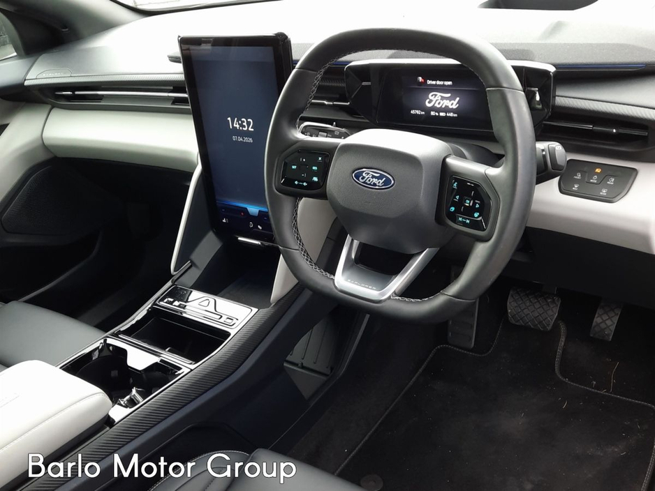 2024 Ford Explorer - image 10