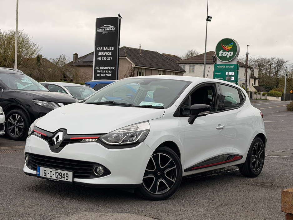 2016 Renault Clio - image 2