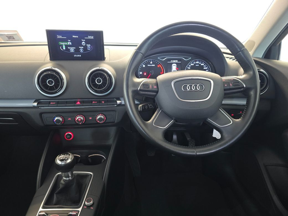 2015 Audi A3 - image 7