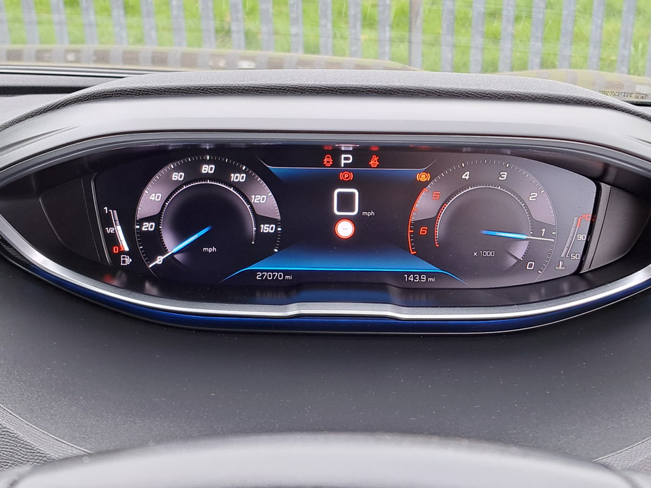 2023 Peugeot 3008 - image 19