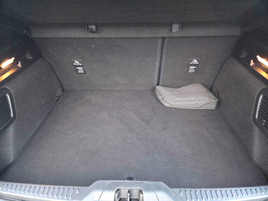 2019 Ford Focus 1.5 TDCi 120PS ST-Line Powershift €18,950