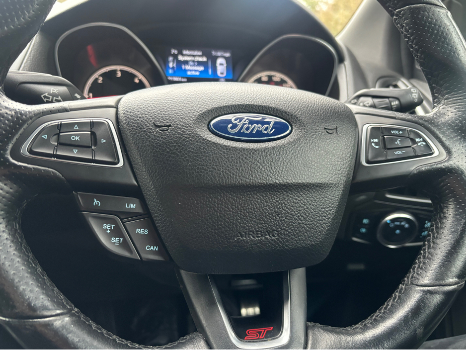 2015 Ford Focus 2.0 TDCI ST-3 185BHP 5DR €11,950