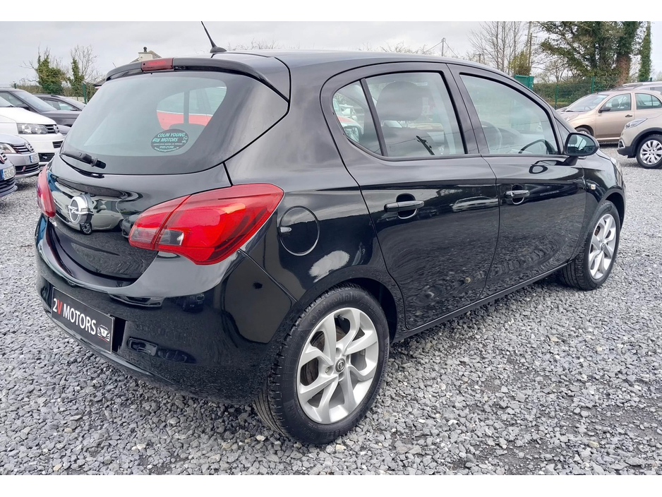 2019 Opel Corsa - image 7