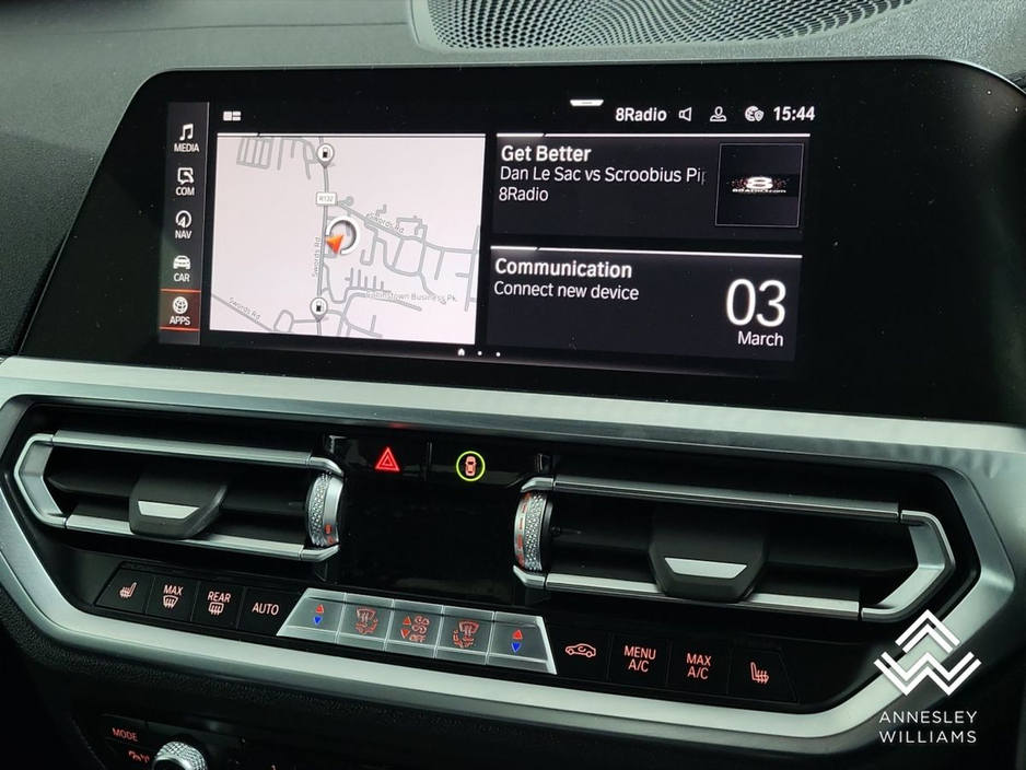 2021 BMW 4 Series - image 17