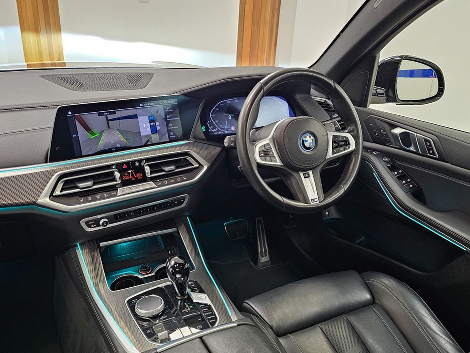 2022 BMW X5 - image 10
