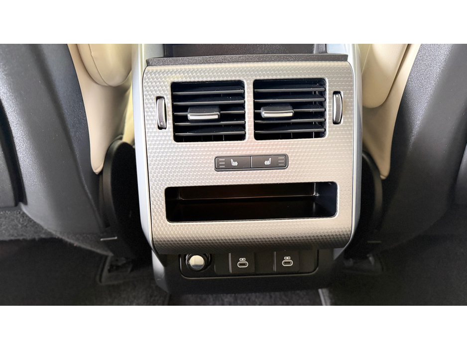 2022 Land Rover Range Rover Sport - image 18