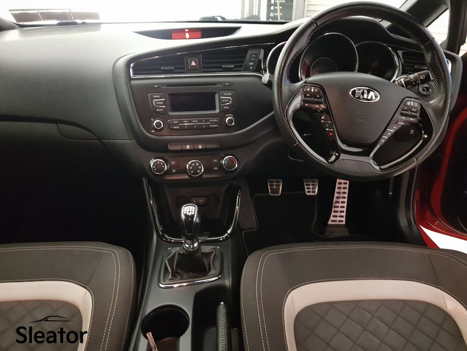 2017 Kia Ceed - image 9