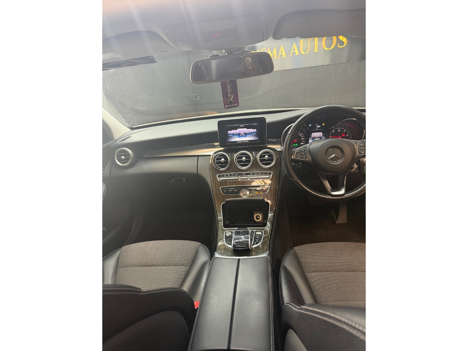 2015 Mercedes-Benz C Class - image 18