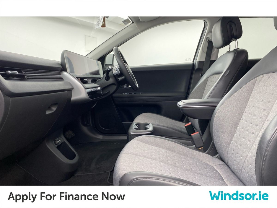 2023 Hyundai Ioniq - image 4