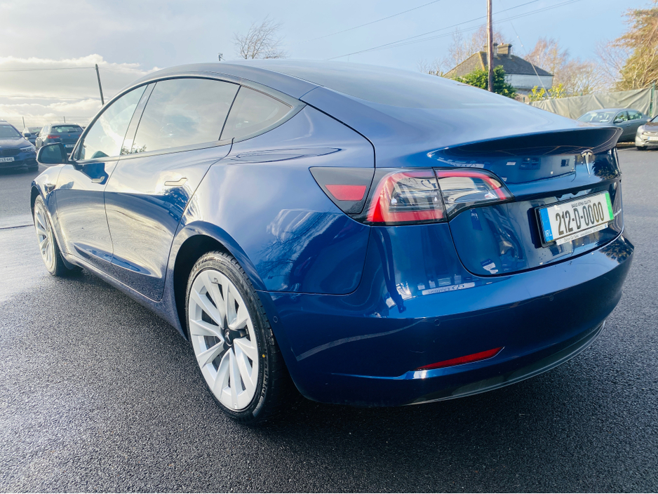 2021 Tesla Model 3 - image 9