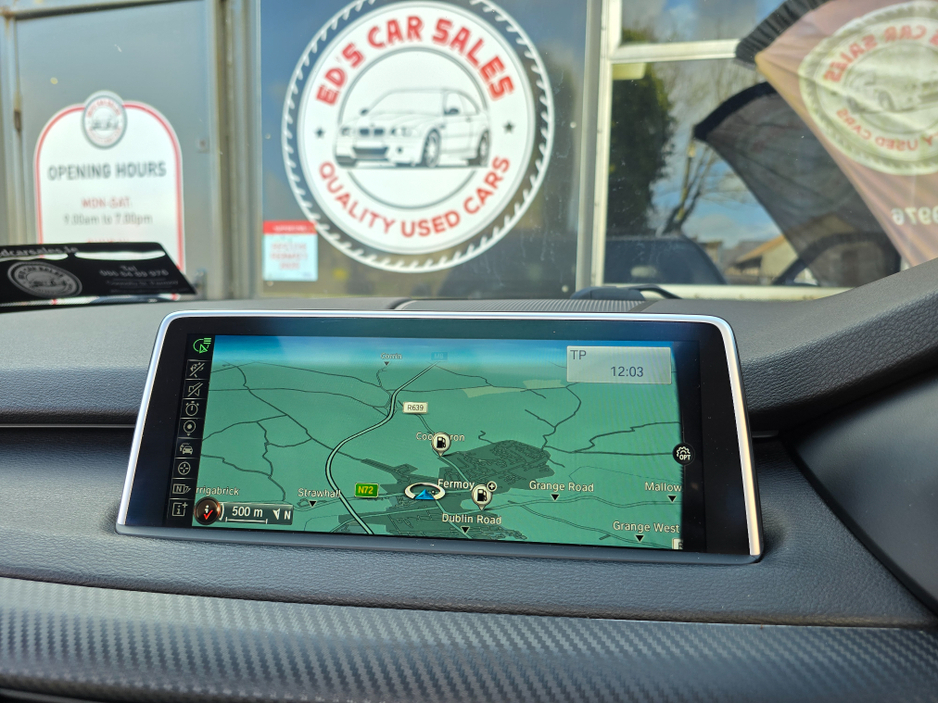 2015 BMW X5 - image 24