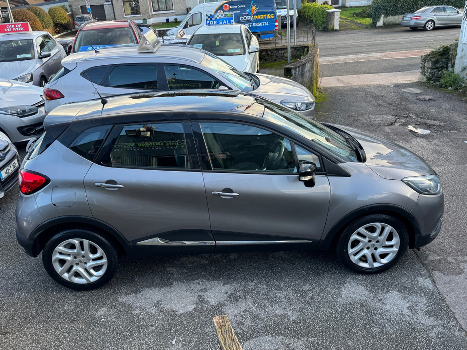 2015 Renault Captur INTENSE 1.5 DCI 90 4DR €8,200
