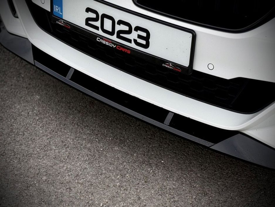 2023 BMW 5 Series - image 24