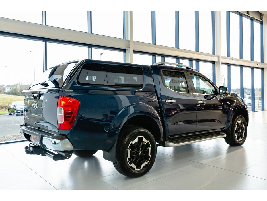 2021 Nissan Navara - image 8